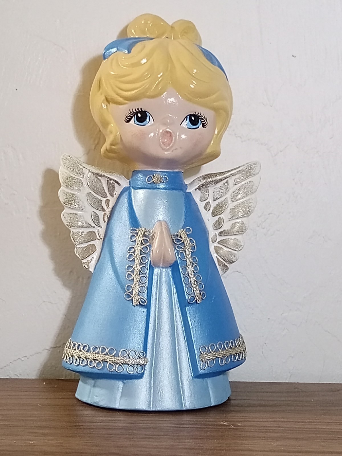 Vintage Big Eye Praying Angel Figurine Blue Silver Wings Blonde 8