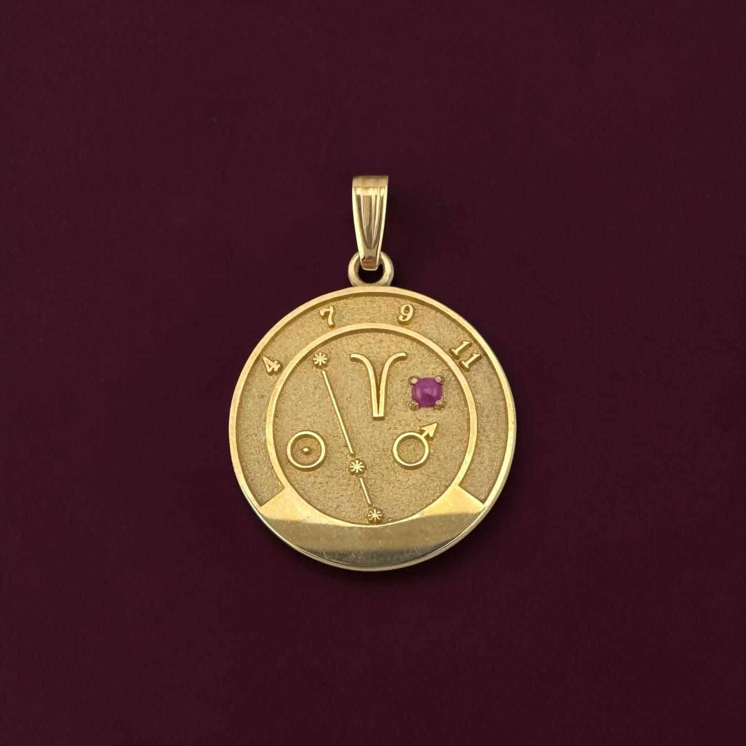 Vintage 14K Yellow Gold Aries Zodiac Ruby Astrology Pendant 3g 1.1\