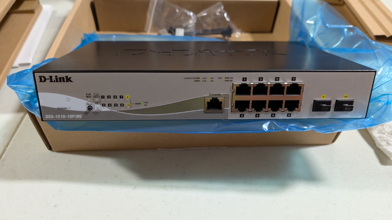 D-Link DGS-1210-10P/ME 10-Port Gigabit PoE Smart Managed Switch – Layer 2 – Rack D-Link DGS-1210-10P/ME 10-Port Gigabit PoE Smart Managed Switch – Layer 2 – Rack