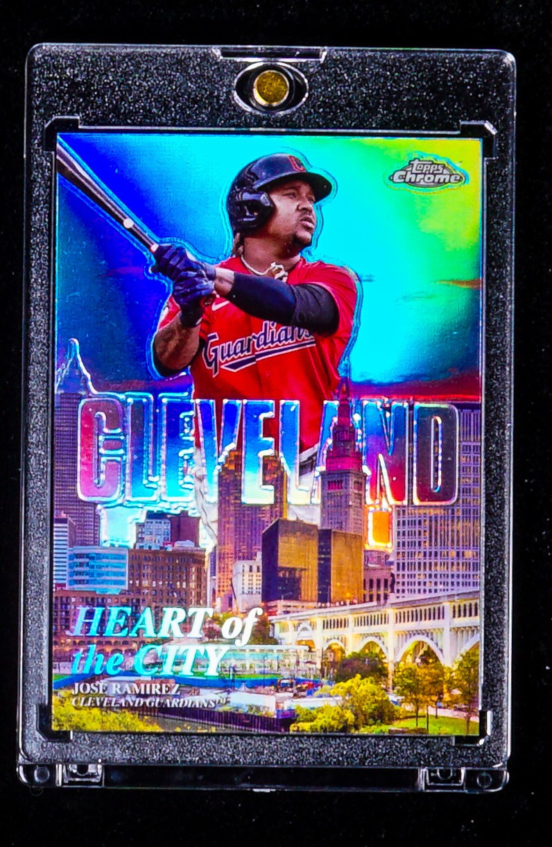 Jose Ramirez RARE HEART OF THE CITY DOWNTOWN REFRACTOR CARD Guardians
