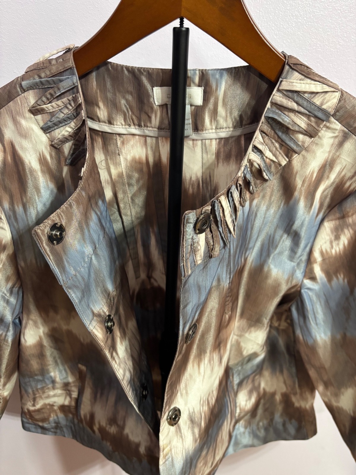 EUC Chico’s Darya Tie Dyed Jacket Top 3/4 Sleeve Blue Brown Cream Size 1 Medium EUC Chico’s Darya Tie Dyed Jacket Top 3/4 Sleeve Blue Brown Cream Size 1 Medium