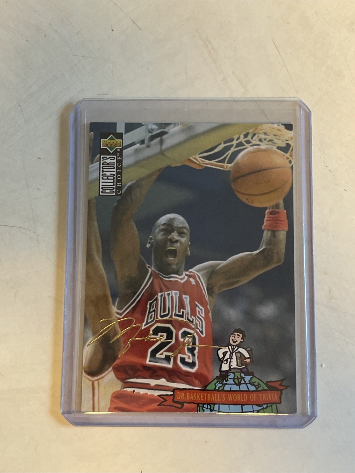 1994-95 Upper Deck Collector's Choice Michael Jordan Gold Signature #402 Bulls 1994-95 Upper Deck Collector's Choice Michael Jordan Gold Signature #402 Bulls