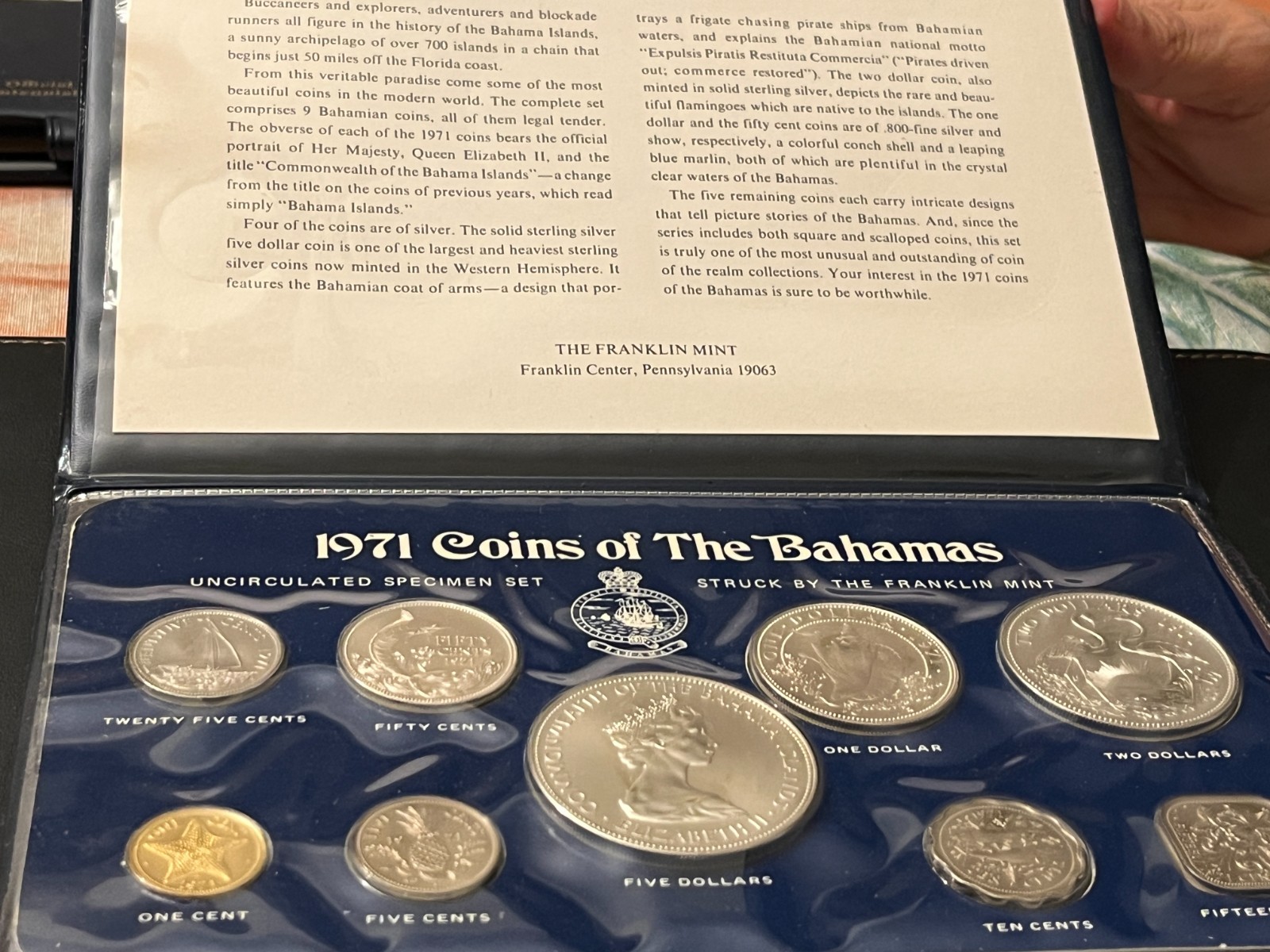 Vintage 1971 Coins Of The Bahamas Uncirculated Specimen 9 Coin Set Vintage 1971 Coins Of The Bahamas Uncirculated Specimen 9 Coin Set