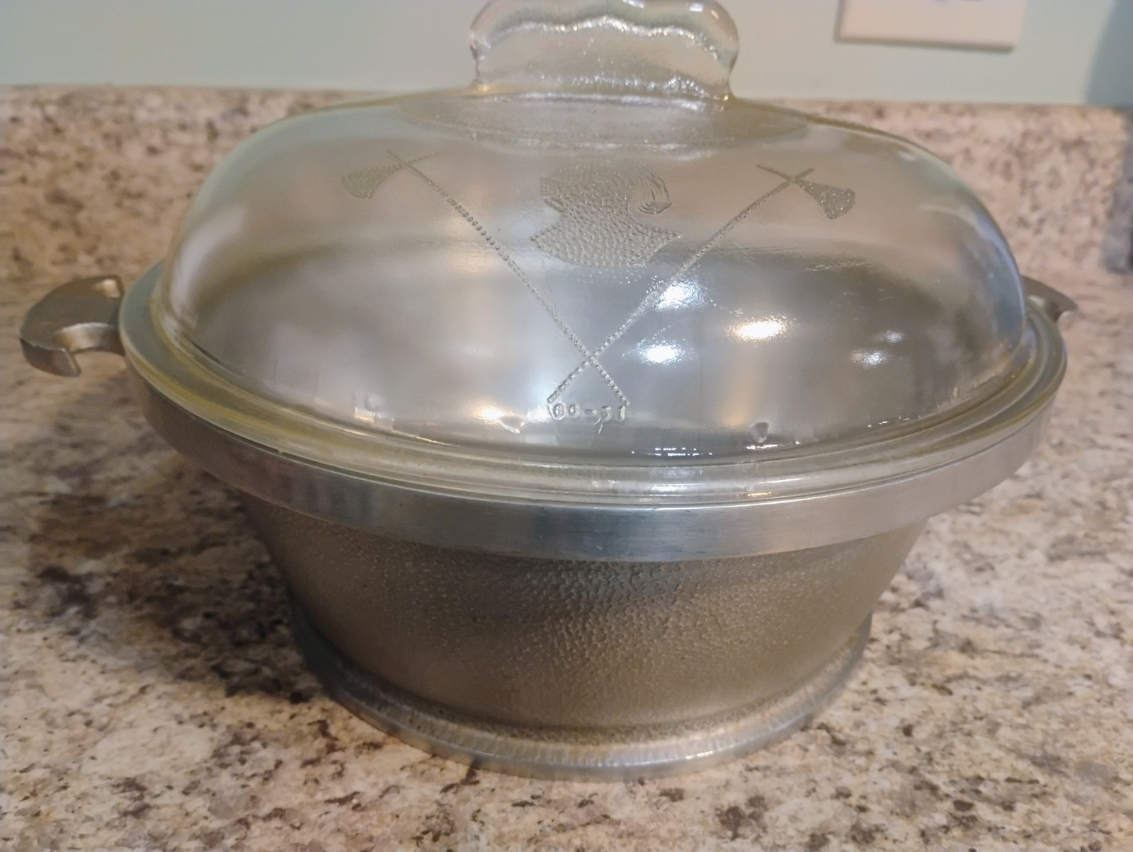 Guardian Service Vintage Cast Aluminum Oval Dutch Oven Roaster with Glass Lid