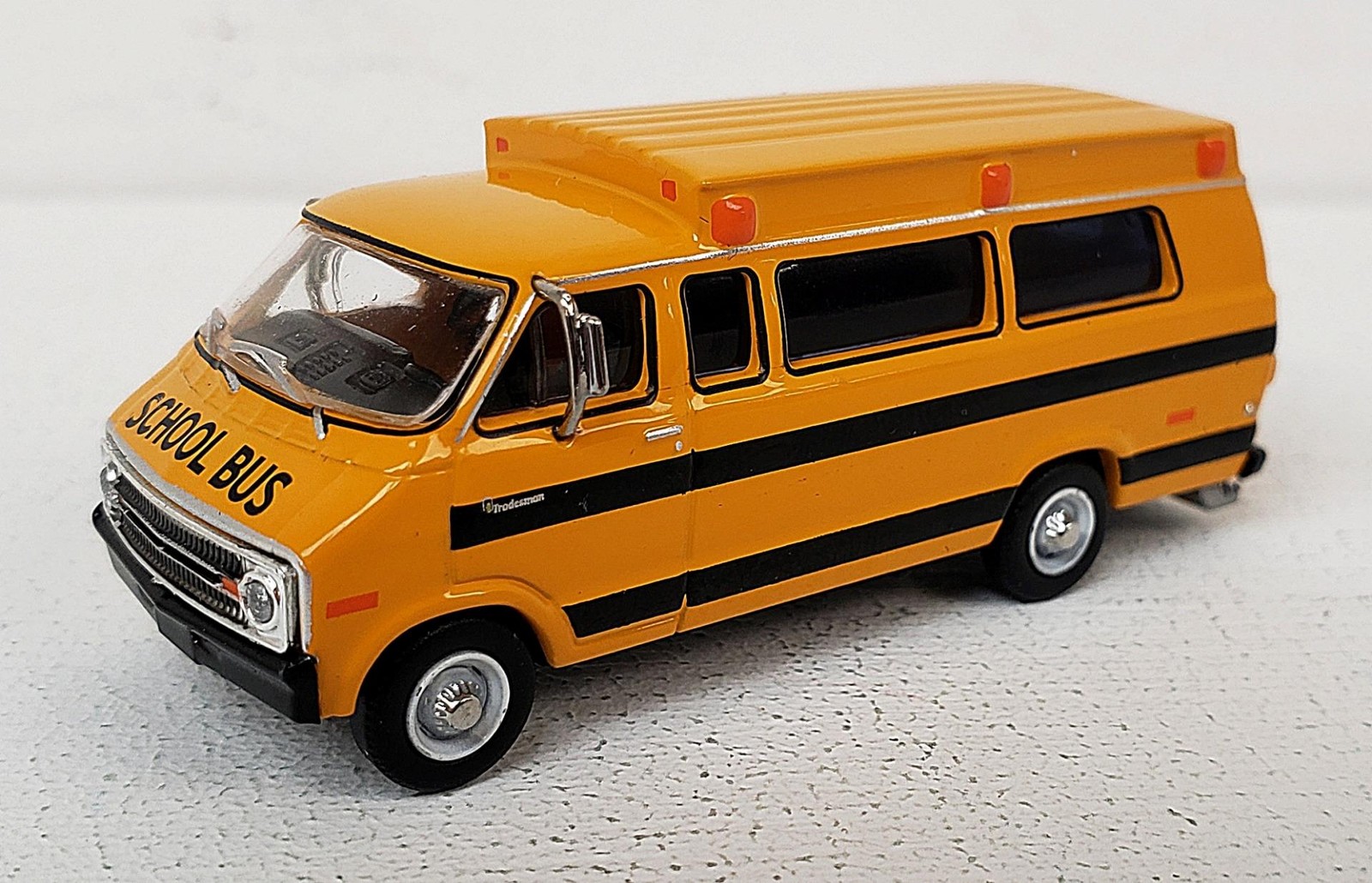 Brekina NEW HO 1/87 Scale 1975 Dodge B200 School Bus Van in Yellow & Black