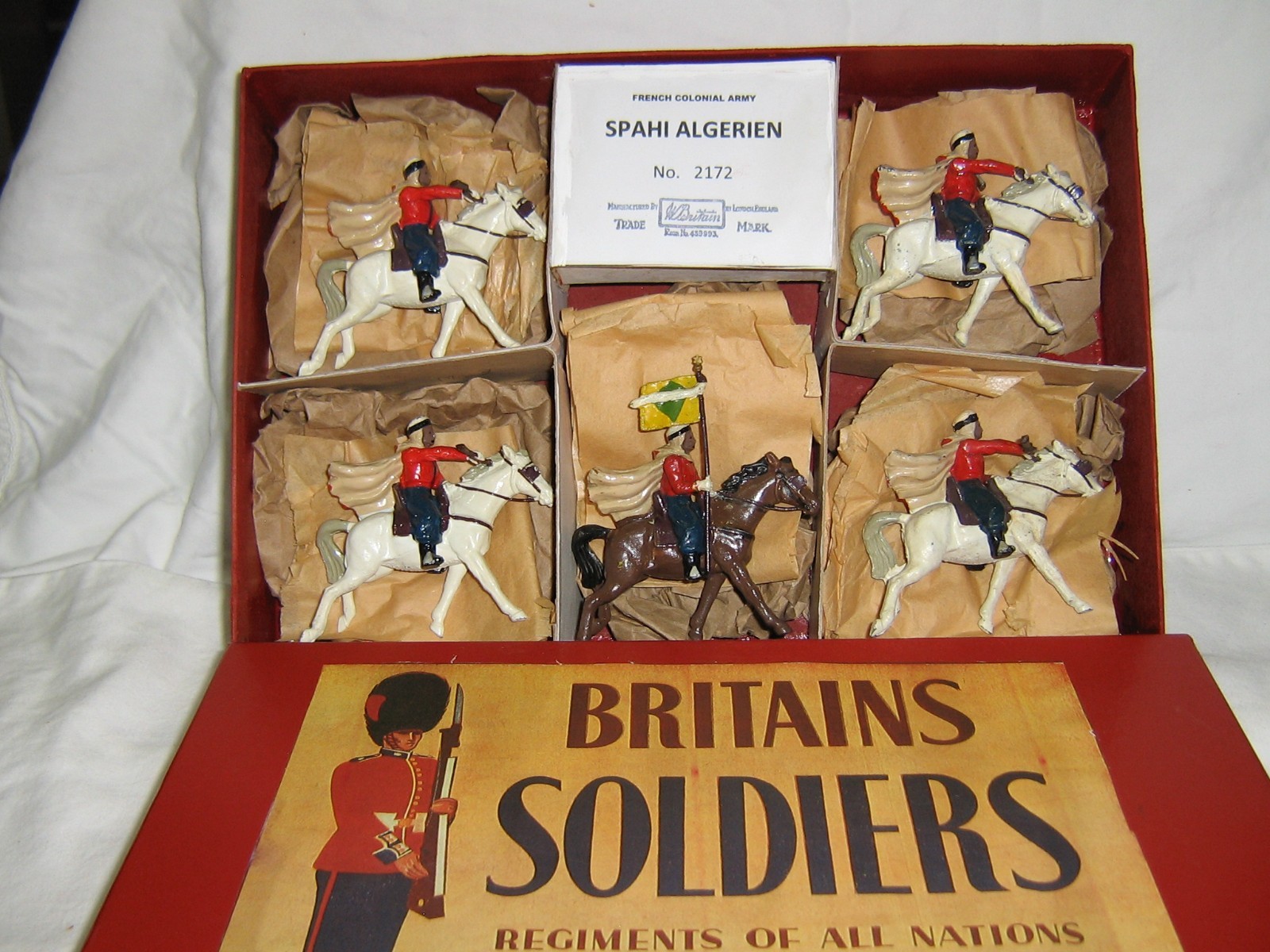 VTG BRITAINS SPAHI ALGERIEN FRENCH COLONIAL ARMY SET#2172 BOXED