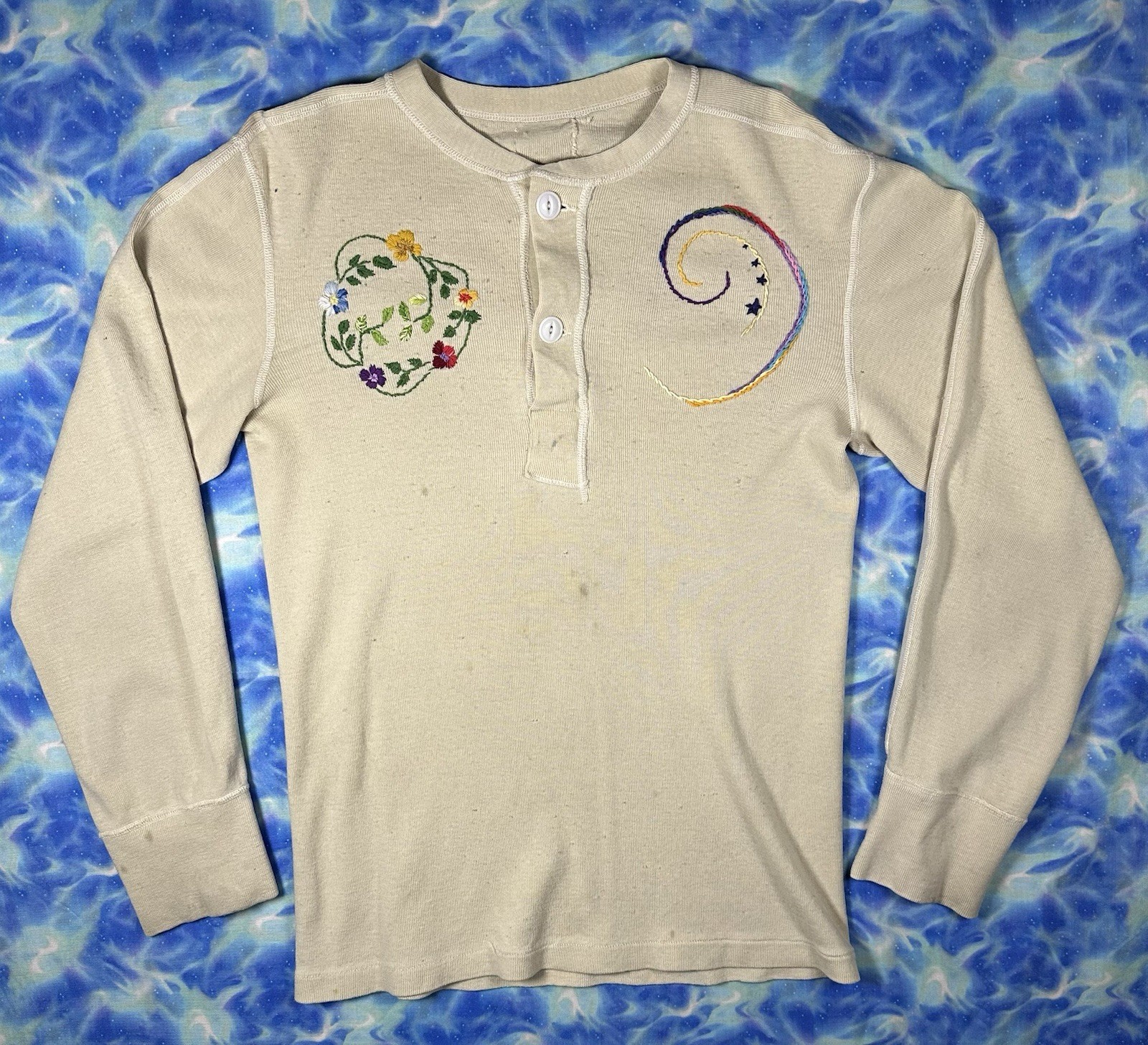 Vintage True Vintage Thermal Button Up With Embroidery Size Large Vintage Vintage True Vintage Thermal Button Up With Embroidery Size Large Vintage