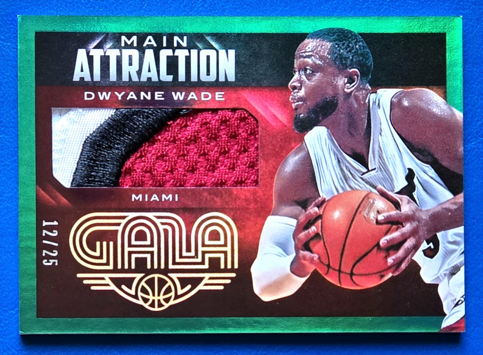 12/25 ~ DWYANE WADE 2014-15 Panini Gala GREEN Main Attraction Game-Worn Patch SP
