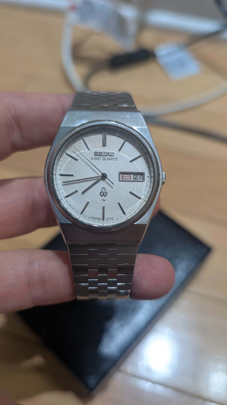 1978 Seiko King Quartz 5856-8070 Men\'s 35mm Silver Dial Day-Date Watch Japan