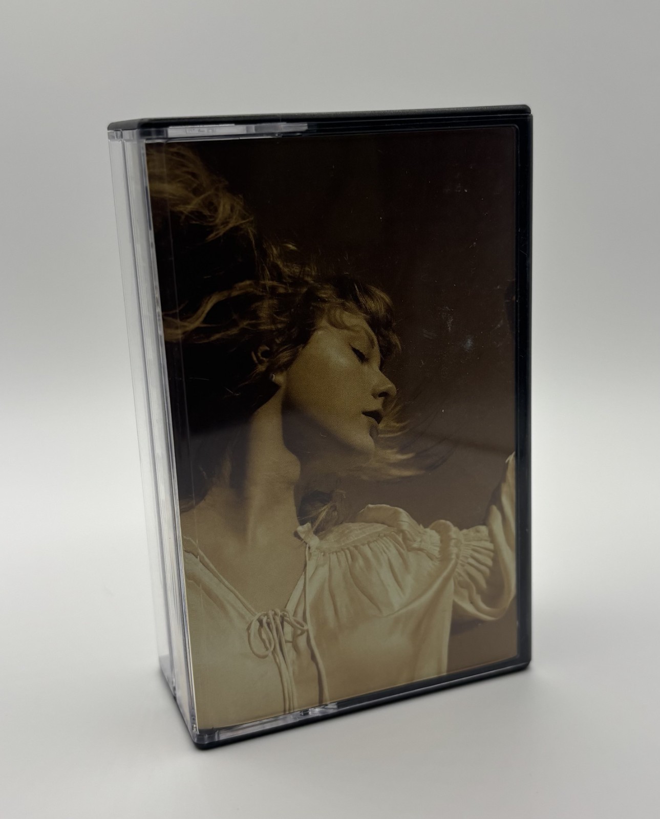 Fearless Taylor\'s Version Double Cassette by Swift, Taylor 2021 USED Fearless Taylor\'s Version Double Cassette by Swift, Taylor 2021 USED