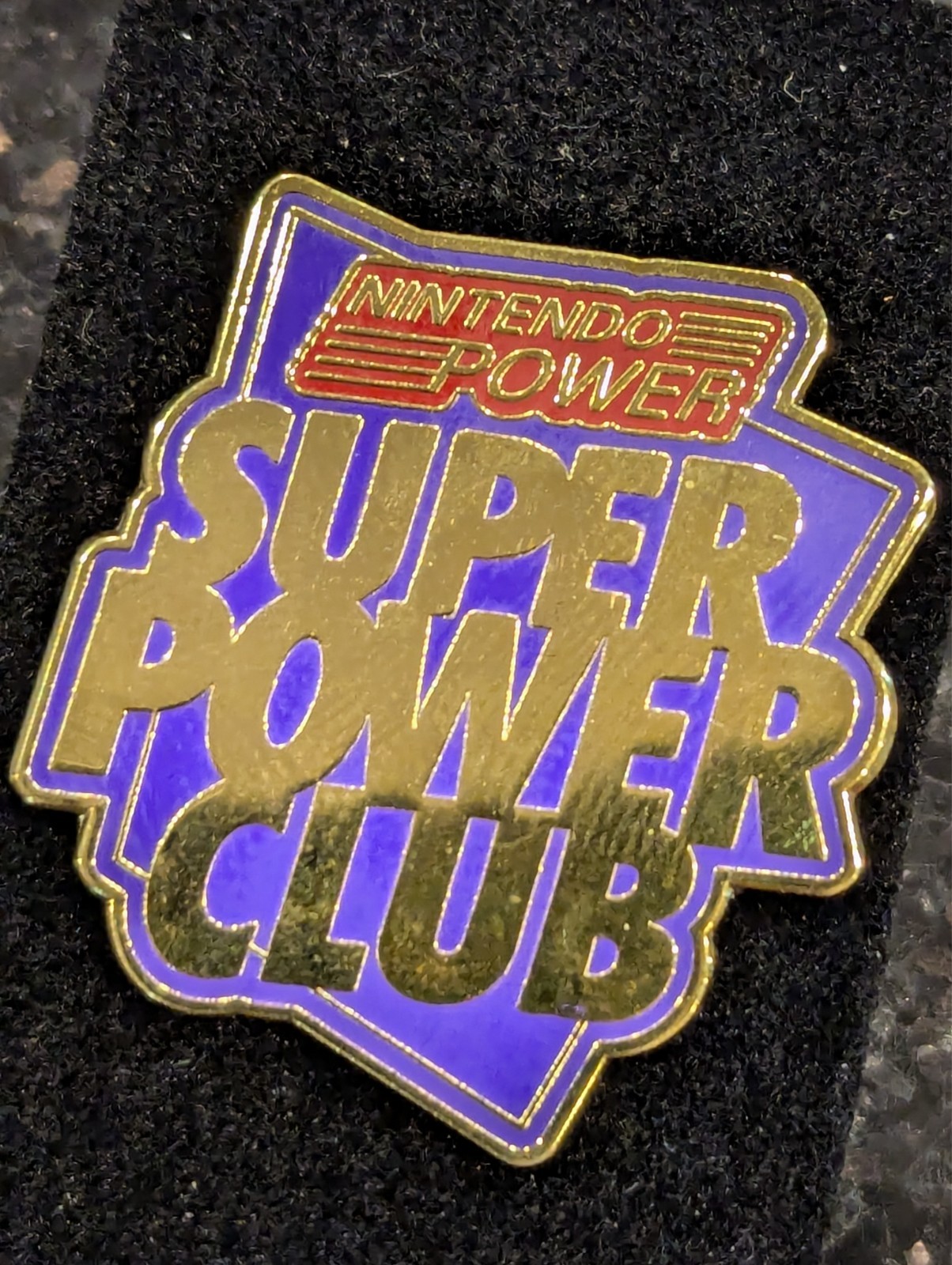 Vintage NINTENDO electronic Video arcade Game Console SUPER POWER CLUB PIN  RARE
