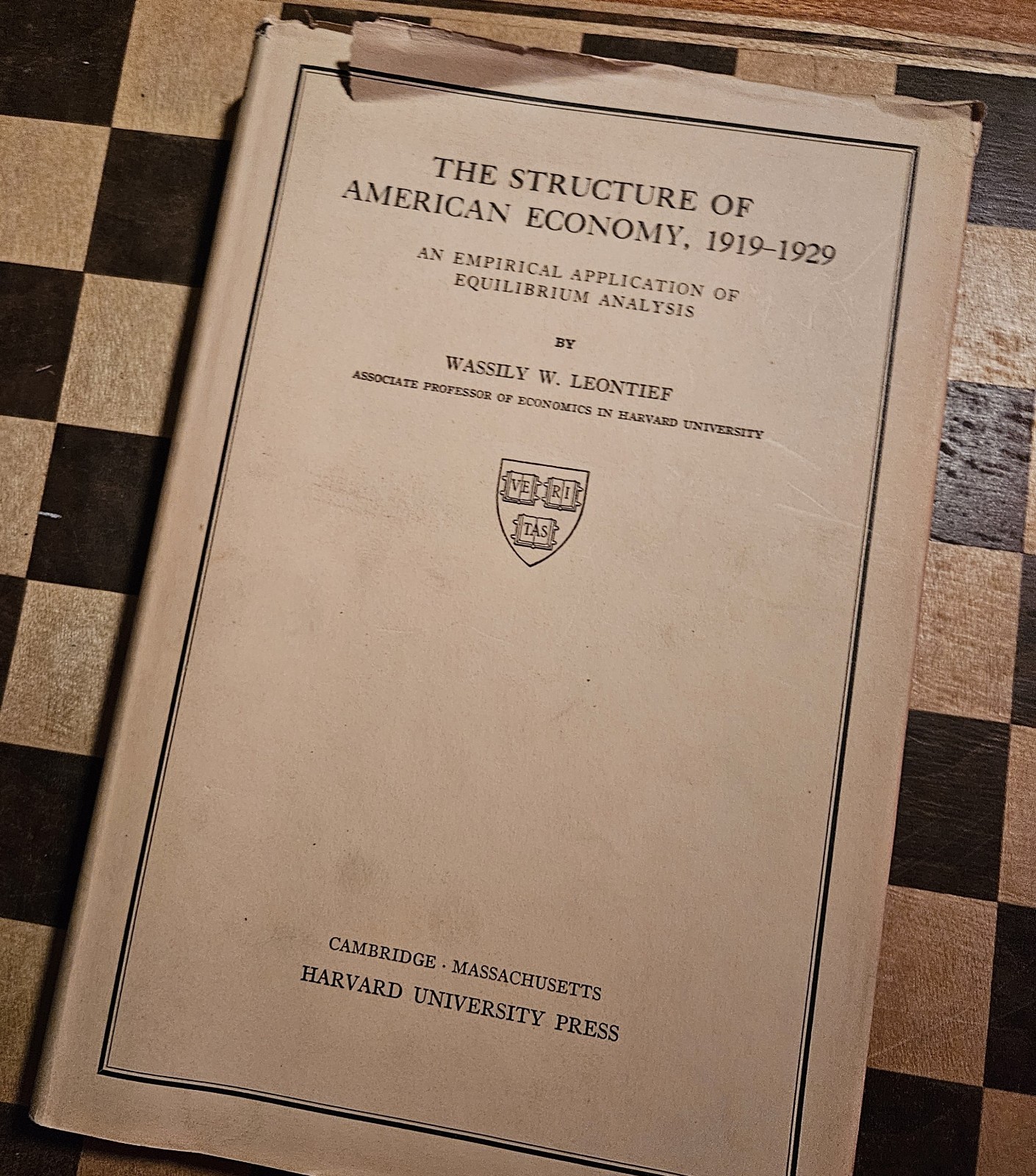Economic Antique Book The Structure of American Economy, 1919–1929 Economic Antique Book The Structure of American Economy, 1919–1929