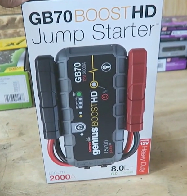 NOCO Boost HD GB70 2000A UltraSafe Car Battery Jump Starter 12V USB