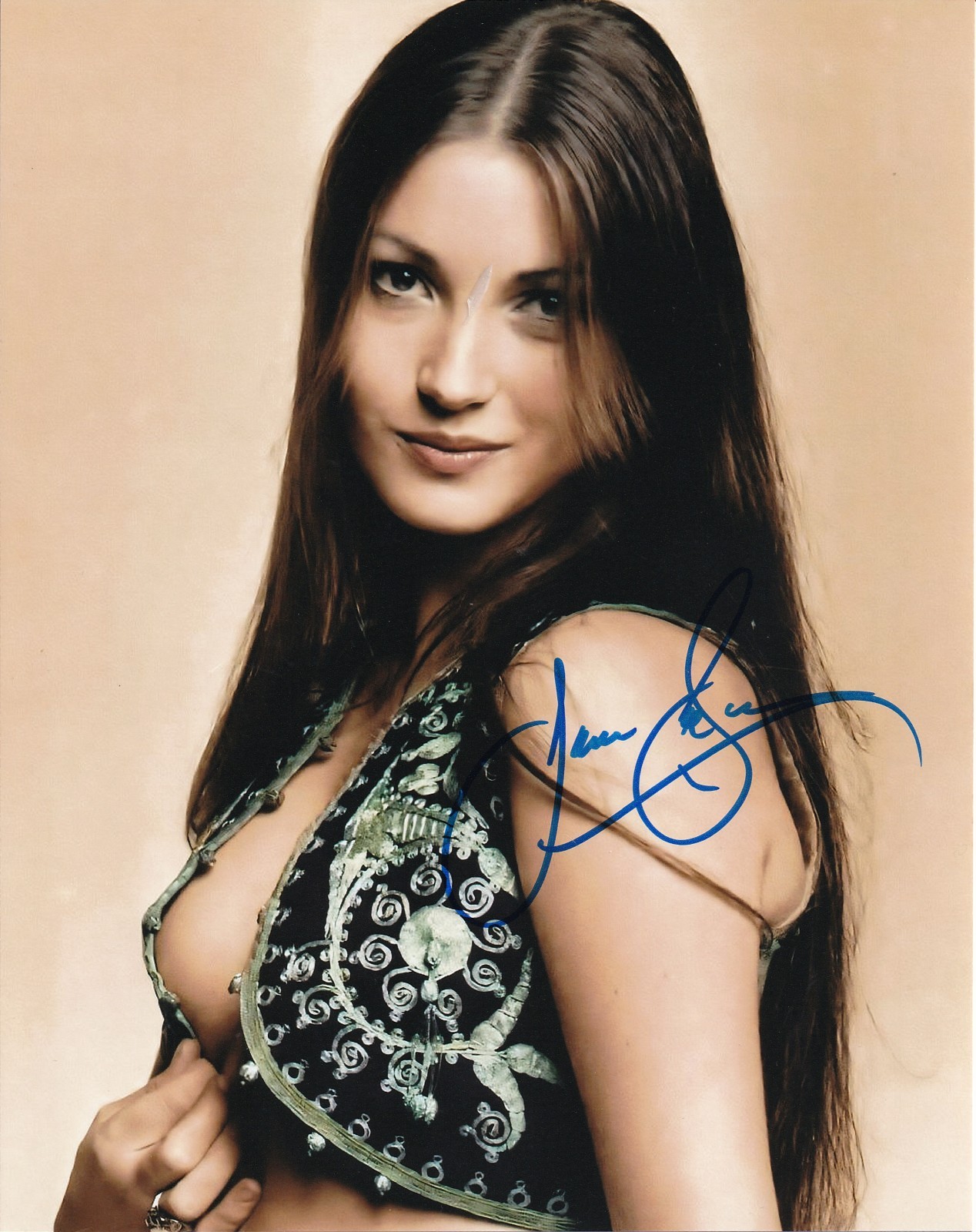 Jane Seymour signed 8 x 10 photo Original Matte Finish Genuine Athentic Jane Seymour signed 8 x 10 photo Original Matte Finish Genuine Athentic