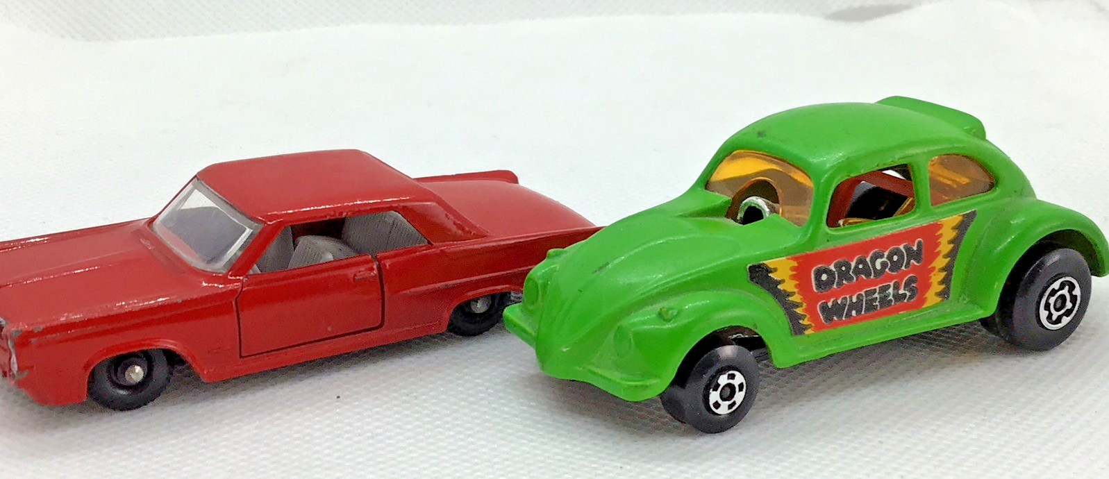 Lot of 2 Vintage Matchbox Lesney No.22 Red Pontiac Coupe & No.43 Dragon Wheels