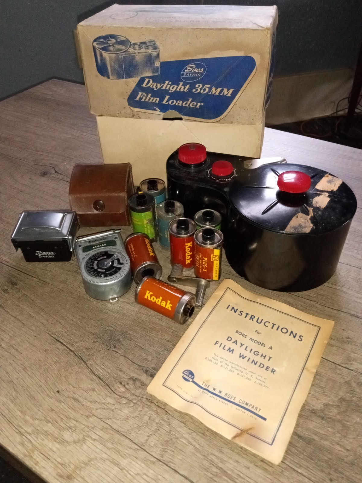 Antique camera equipment - view finder - light meter - kodak - film loader