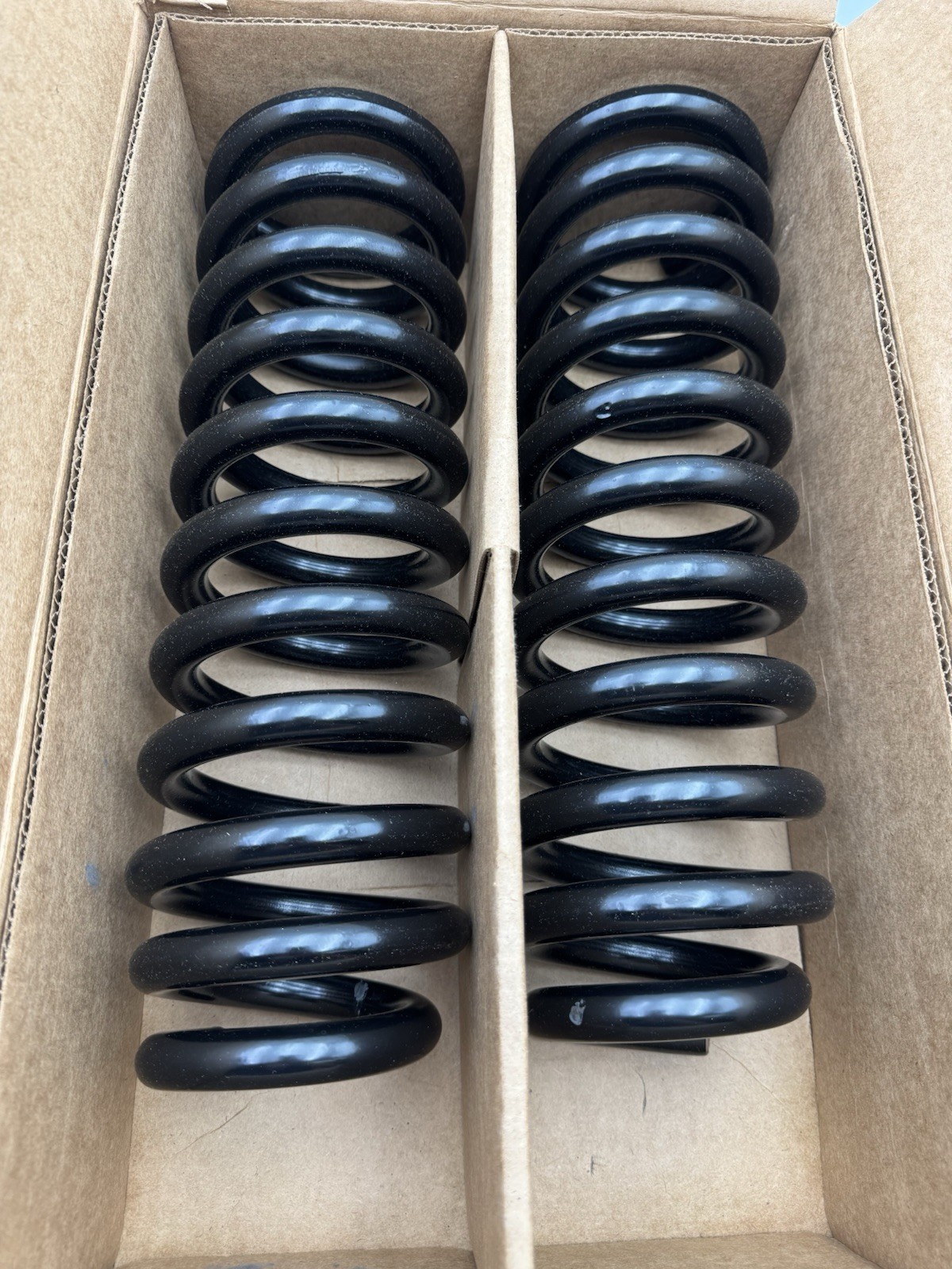 MOOG 81118 Coil Spring Set Front For 04-18 Ford  F-150 Lincoln Mark LT Set Of 2