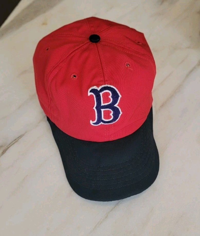 Vintage 1974–1978 Boston Red Sox Youth Baseball Cap Green Undervisor 