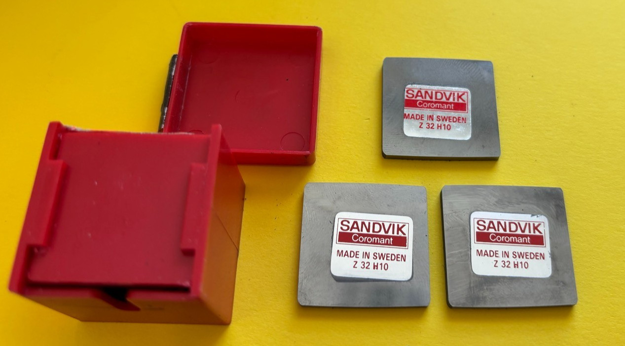 Sandvik Coromant Z32 H10 Carbide Scraper Inserts Set of 3 w/ Box Made In Sweden Sandvik Coromant Z32 H10 Carbide Scraper Inserts Set of 3 w/ Box Made In Sweden