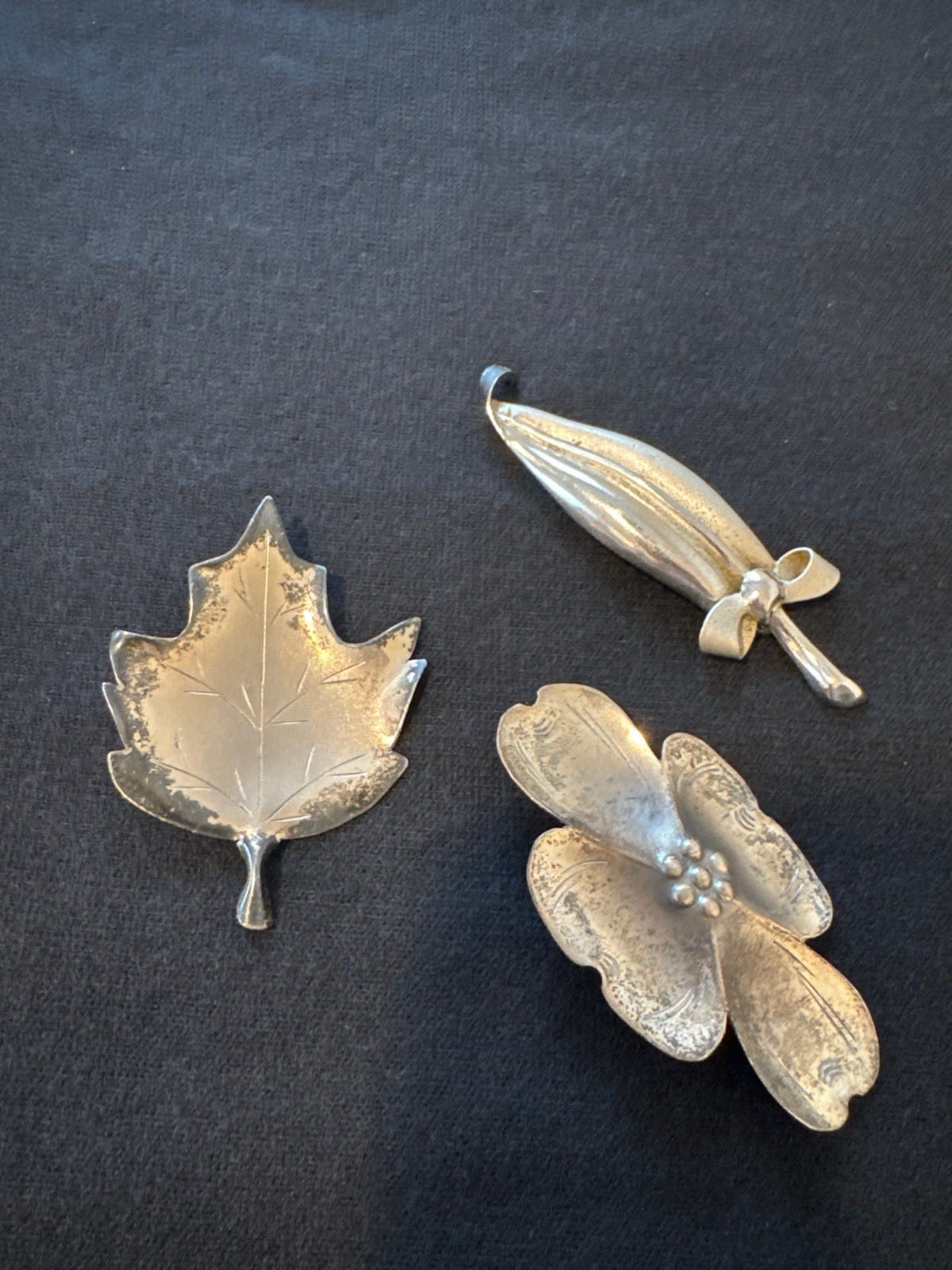 Lot 3 Vintage Sterling Silver Brooch Pins Stuart Nye & Bond Boy-40’s-50’s-925 Lot 3 Vintage Sterling Silver Brooch Pins Stuart Nye & Bond Boy-40’s-50’s-925