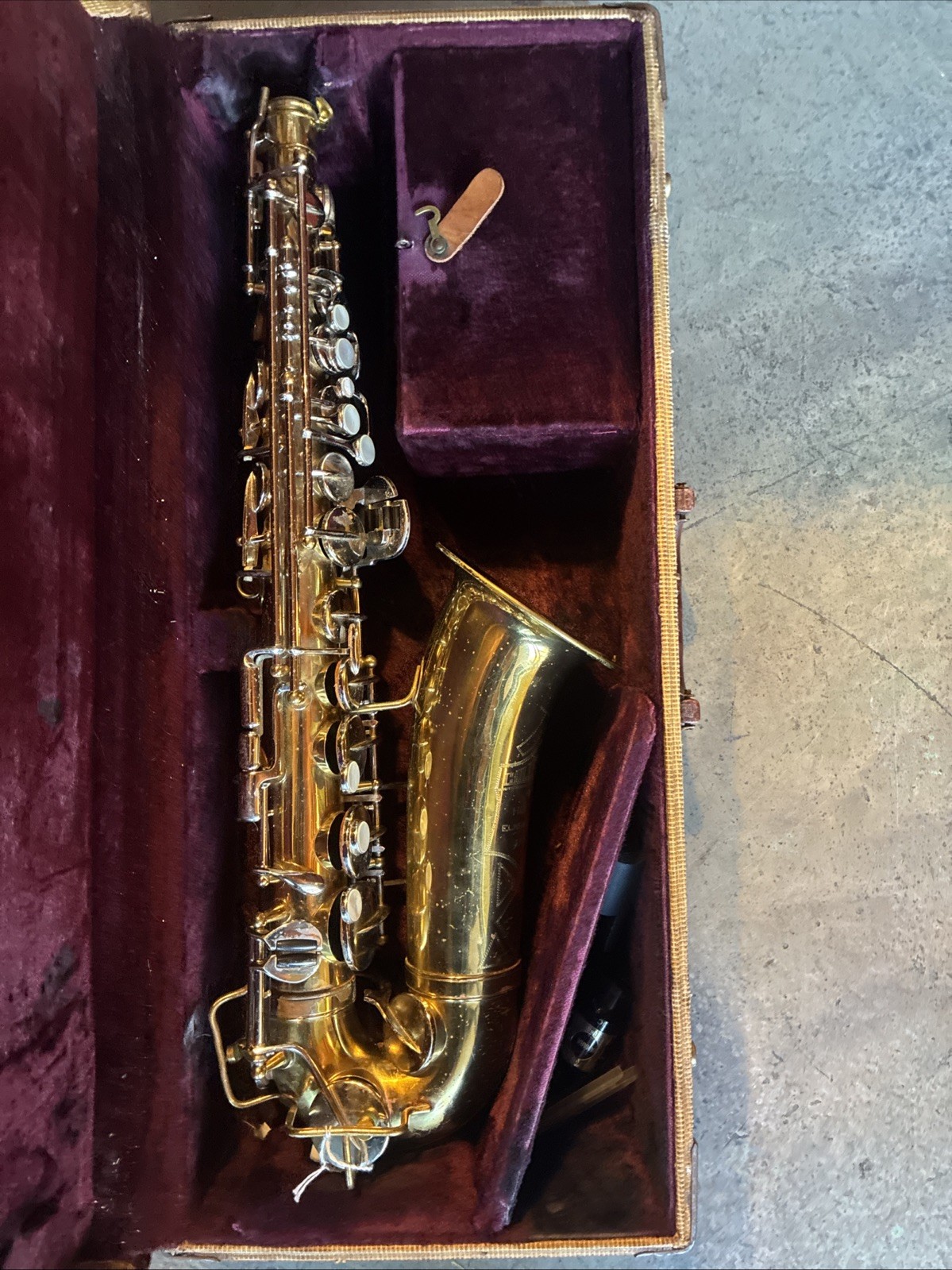 Collegiate 566 by Holton Alto Sax - SEND REASONABLE OFFER - VINTAGE - NOT TESTED Collegiate 566 by Holton Alto Sax - SEND REASONABLE OFFER - VINTAGE - NOT TESTED