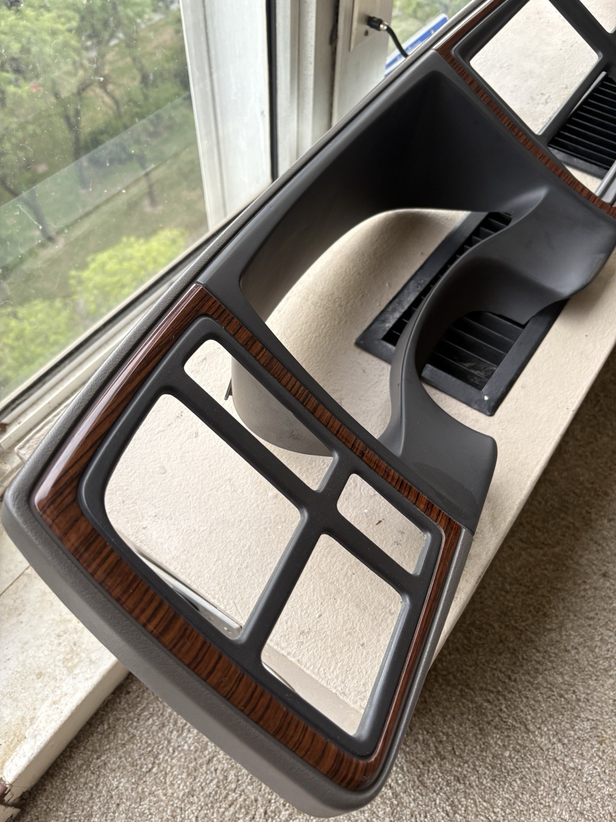 2003-2006 Cadillac Escalade Woodgrain Dash Cluster Bezel Surround