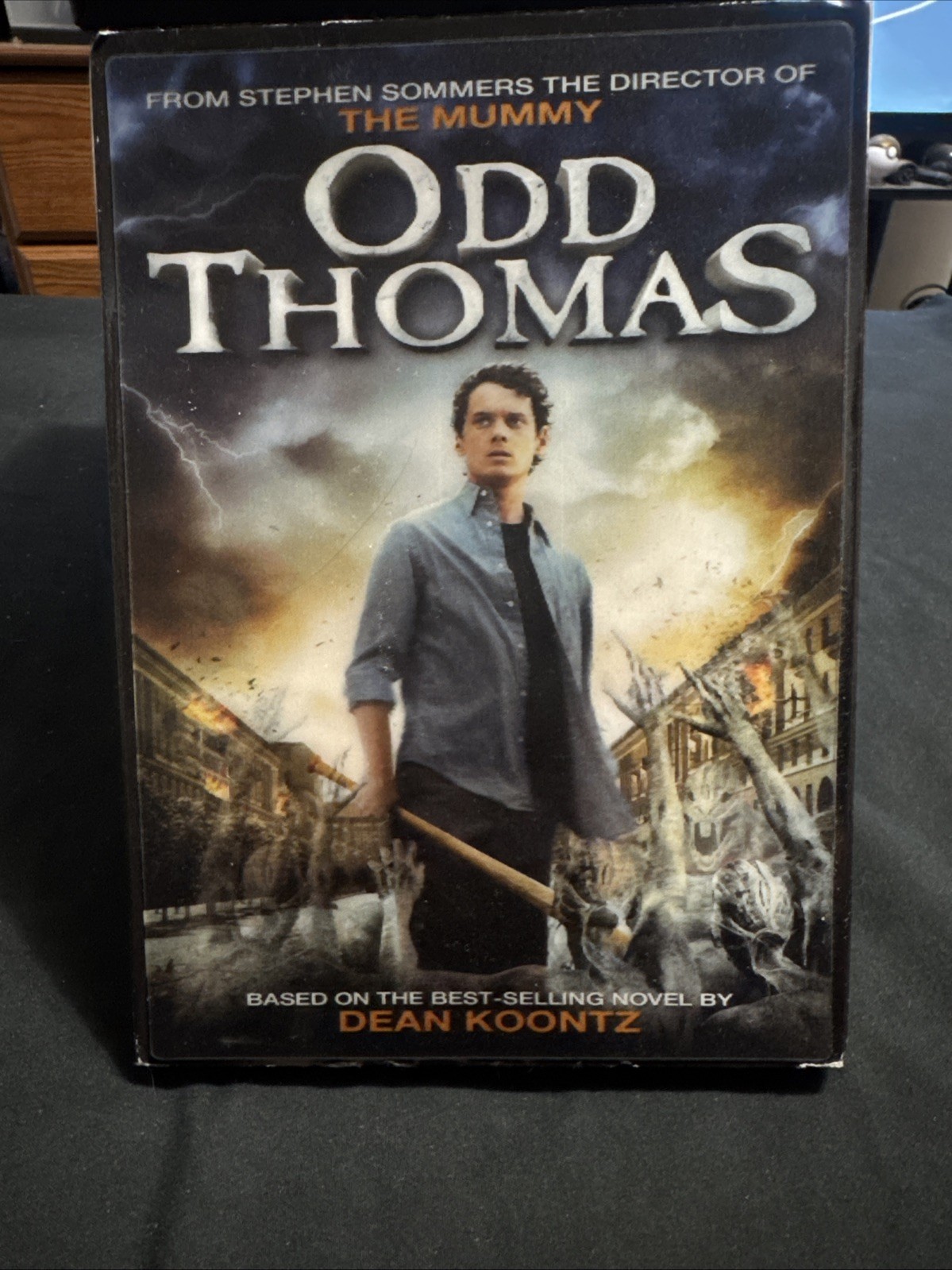 Odd Thomas (DVD, 2013) With Lenticular Slip Cover CIB Odd Thomas (DVD, 2013) With Lenticular Slip Cover CIB