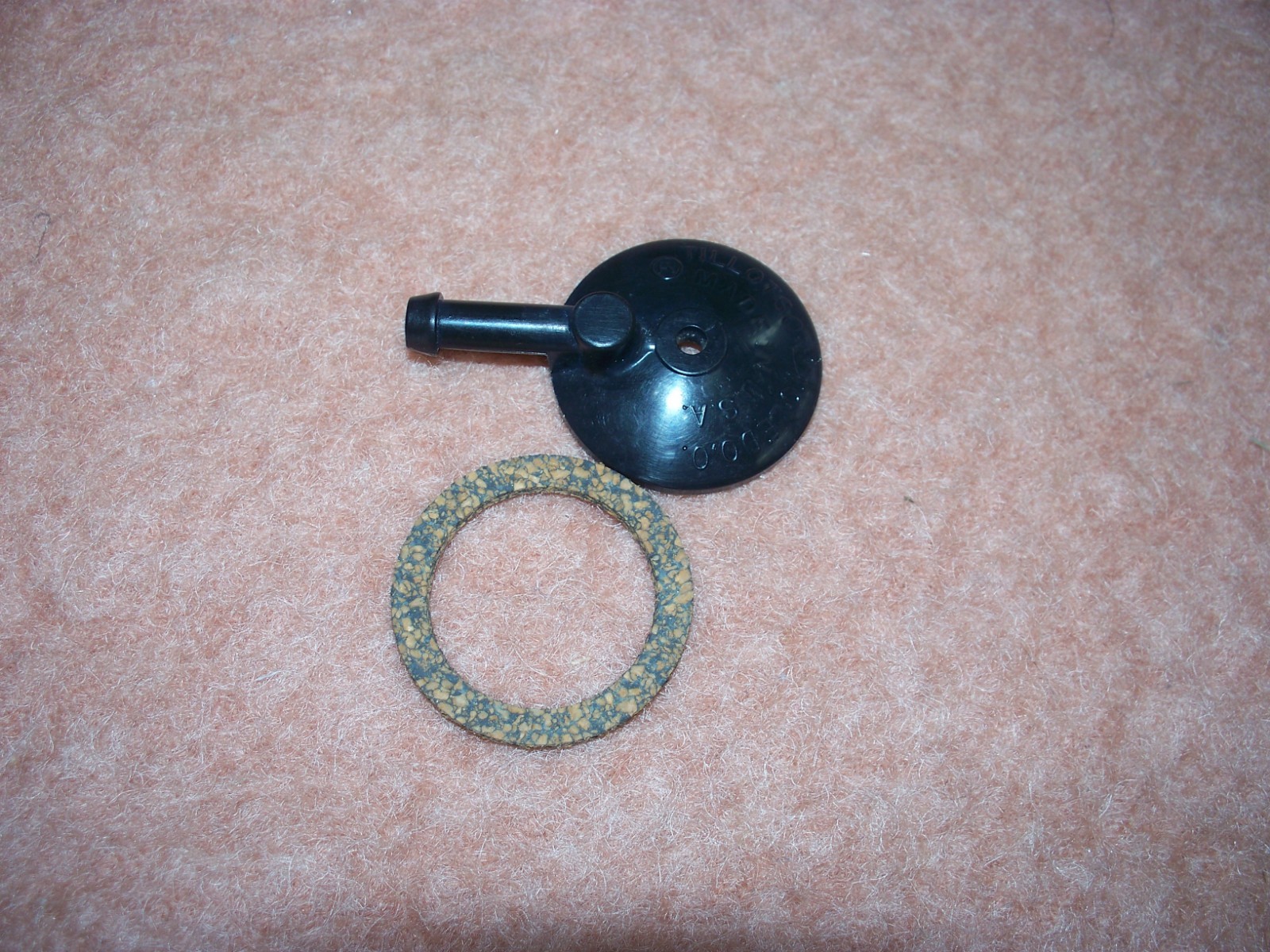 Vintage Snowmobile Tillotson HR HD Carburetor fuel Strainer Cover NEW OEM 014937 Vintage Snowmobile Tillotson HR HD Carburetor fuel Strainer Cover NEW OEM 014937