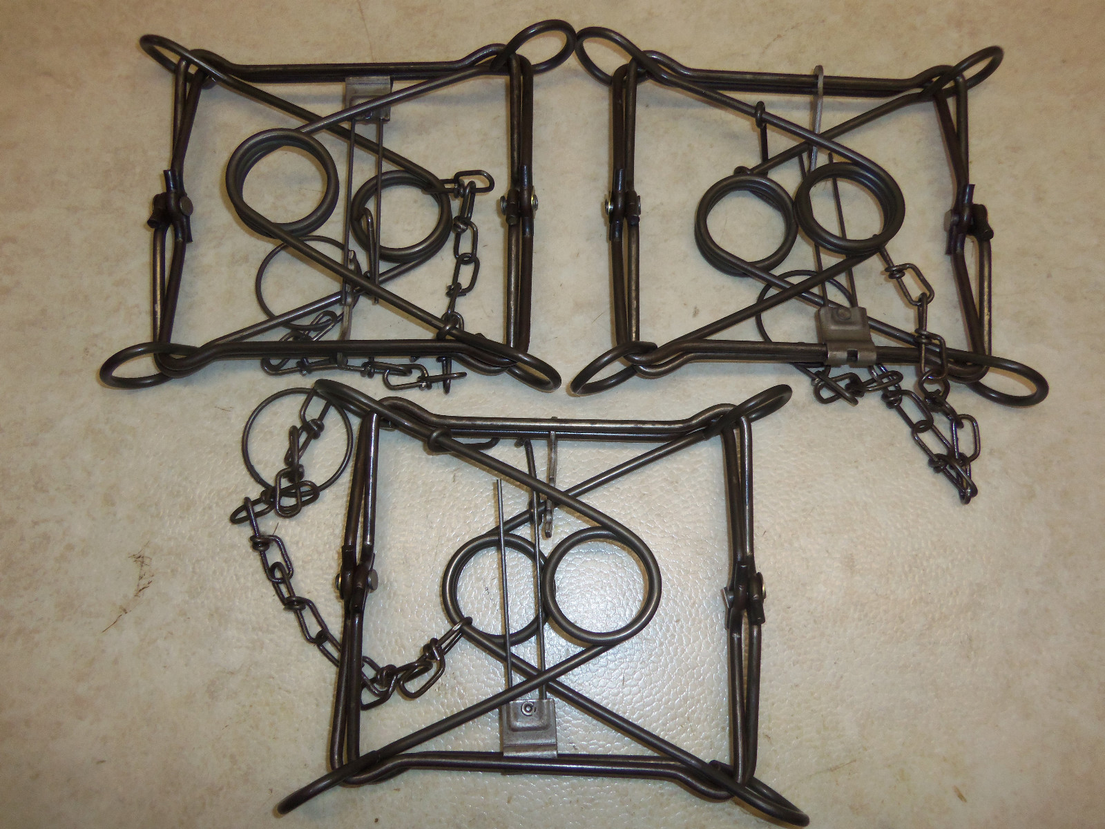 3 Duke 220 Body Grip Traps Trapping Groundhog Raccoon Fisher Badger 0420 3 Duke 220 Body Grip Traps Trapping Groundhog Raccoon Fisher Badger 0420