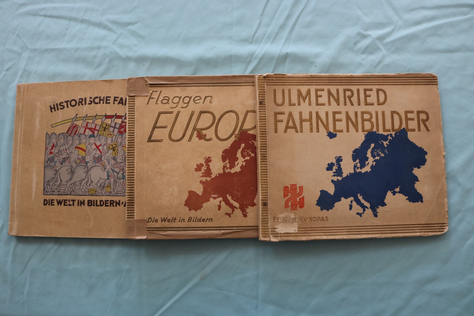 1900\'S GERMAN STAMP ALBUMS - LOT OF 3 - SOFTCOVER BOOKS - KD 9623