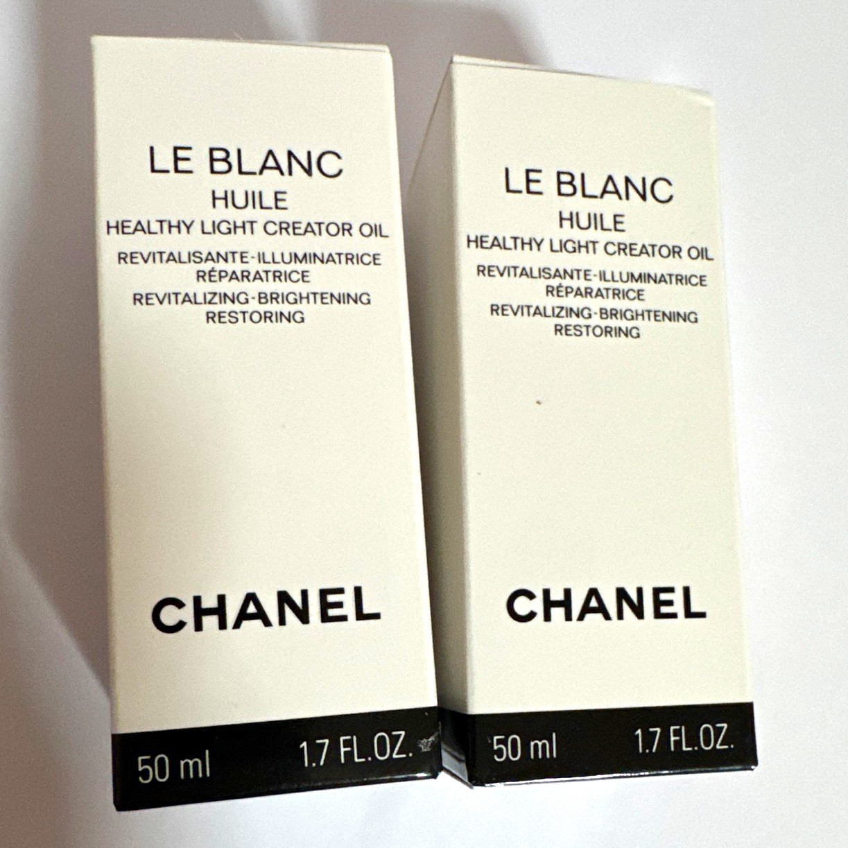 CHANEL LE BLANC Le Blanc Huile Healthy Light Creator Oil 1.7 fl oz CHANEL LE BLANC Le Blanc Huile Healthy Light Creator Oil 1.7 fl oz