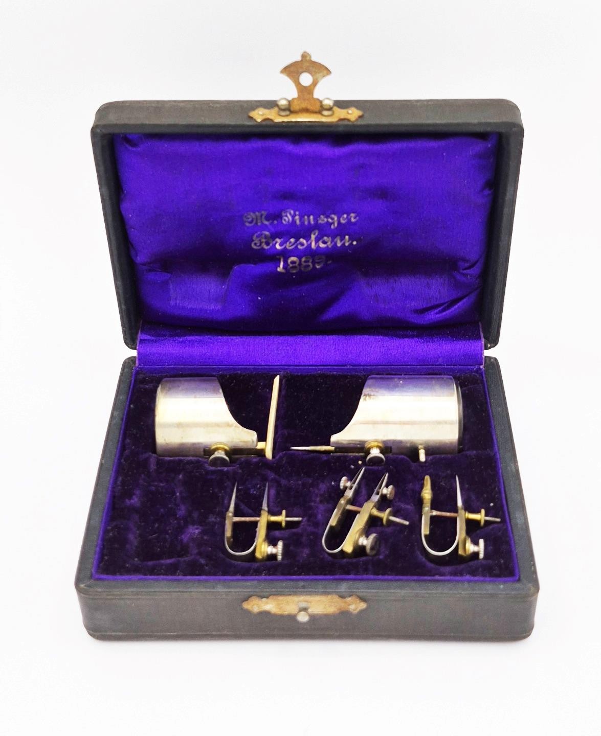 19TH CENTURY M PINZGER BRESLAU CASED SURVEYING / MAP MEASURING TOOLS