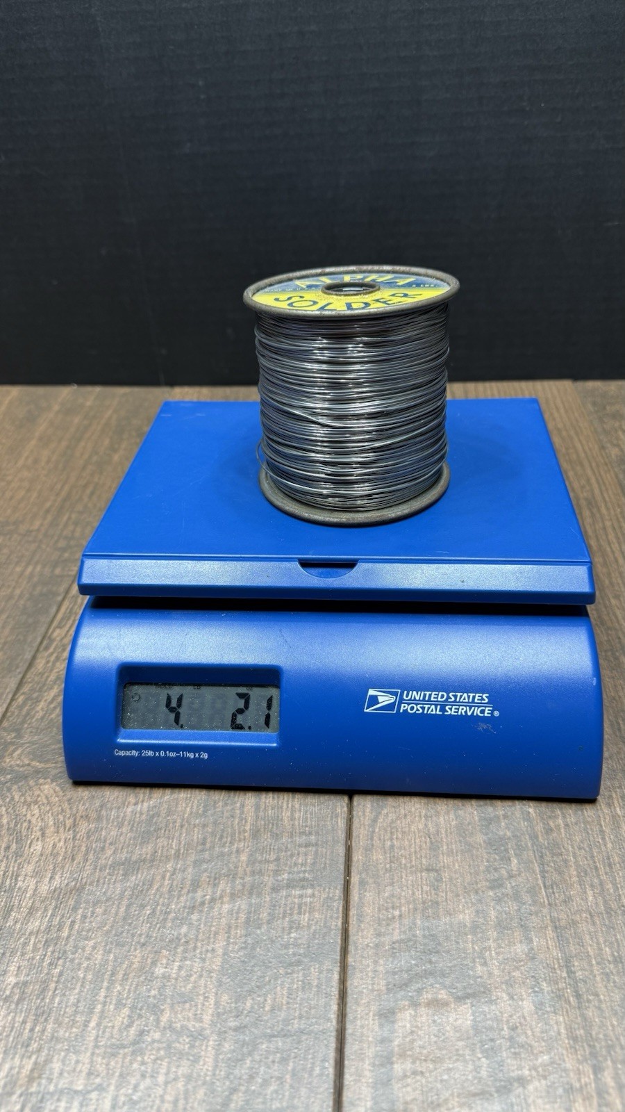 ALPHA SOLDER 4.2 Pound Roll 60/40 ALLOY .040” DIAM 50531E ALPHA SOLDER 4.2 Pound Roll 60/40 ALLOY .040” DIAM 50531E