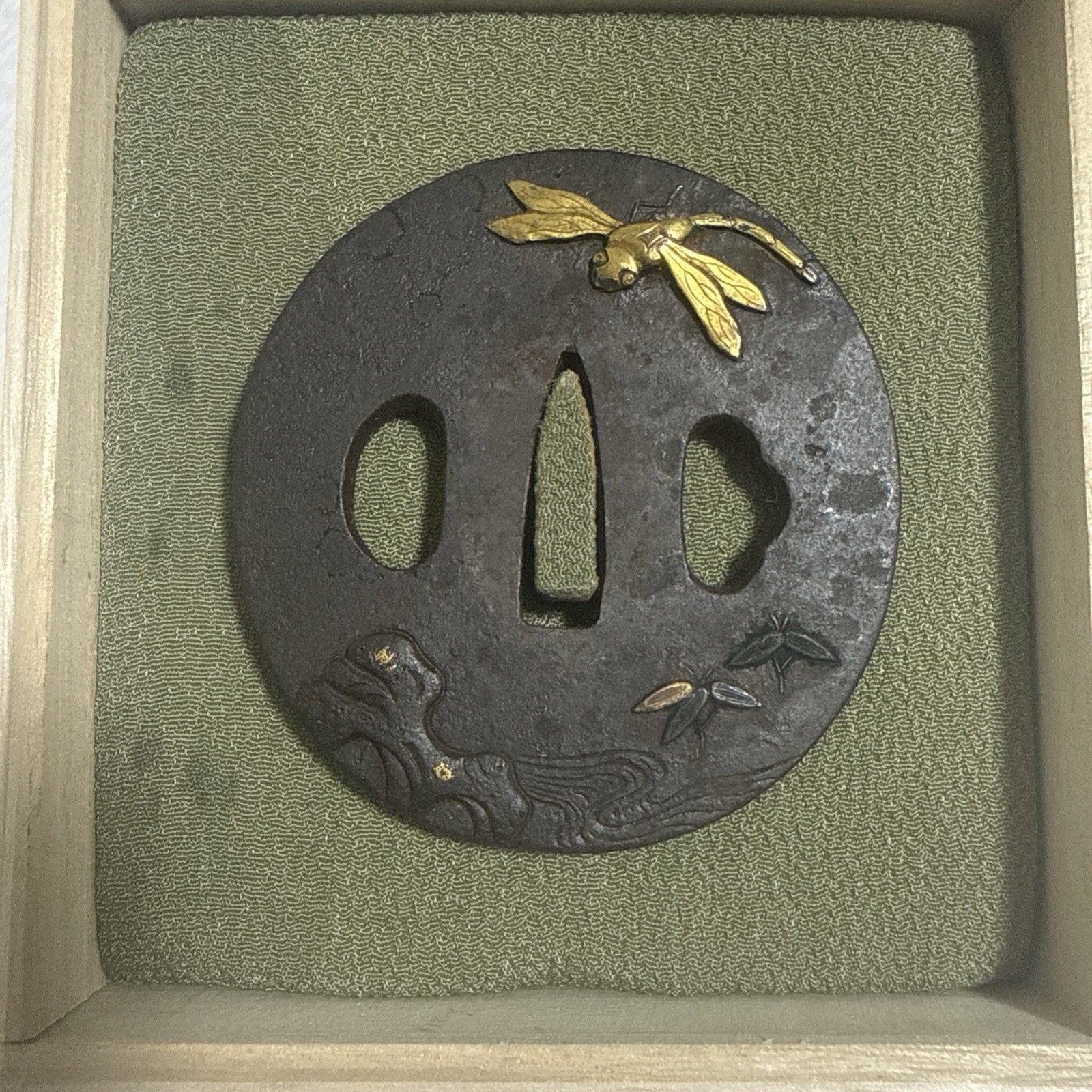Antique Japanese Iron Tsuba – Dragonfly Design (Symbol of Victory and Progress) Antique Japanese Iron Tsuba – Dragonfly Design (Symbol of Victory and Progress)