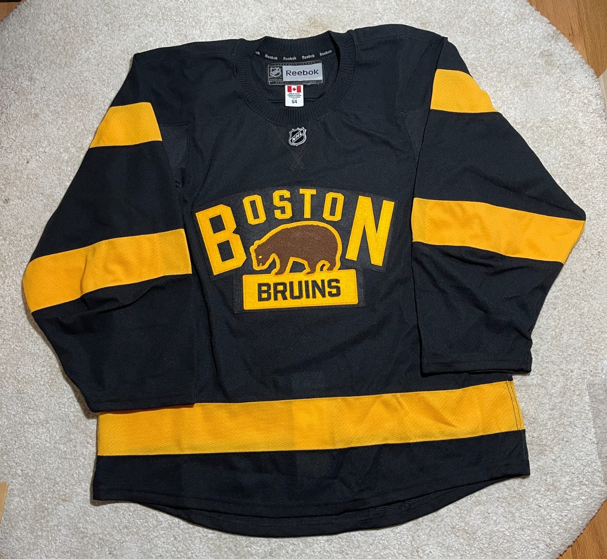 Reebok Boston Bruins NHL Center Ice Authentic Jersey Men’s 54 Made Canada NEW