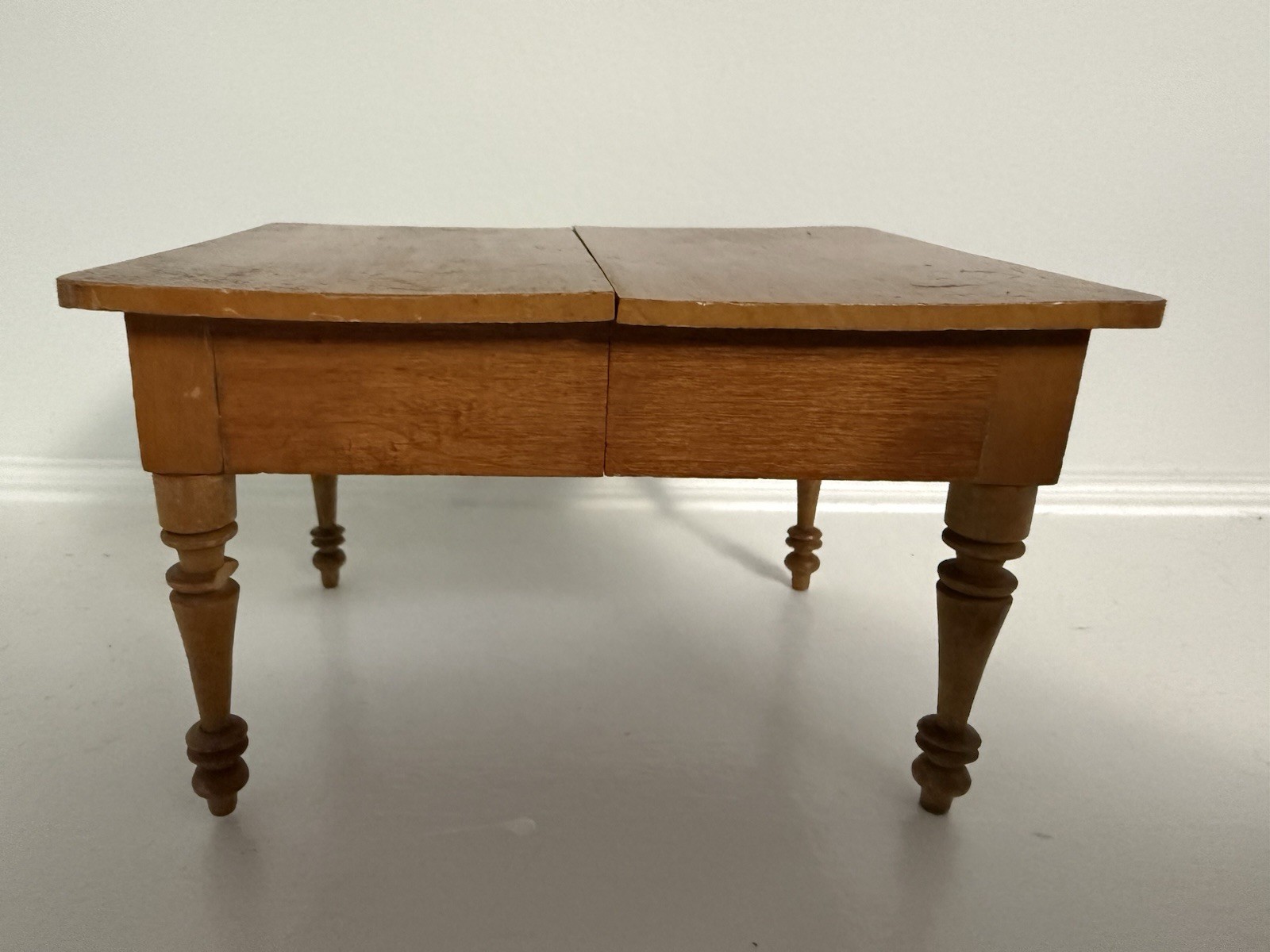 Antique German Schneegas Style Dollhouse Extending Dining Table Turned Legs