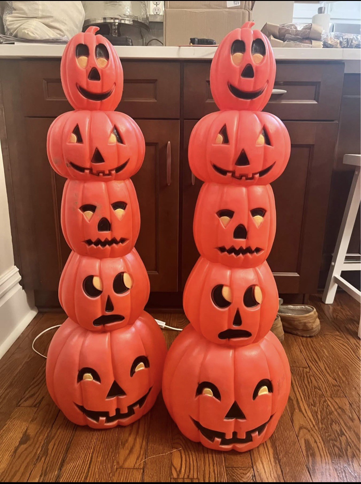 Vtg 1994 Halloween Pumpkin Totem Pole Lighted Blow Mold- 34” NEW CORD/Lights Vtg 1994 Halloween Pumpkin Totem Pole Lighted Blow Mold- 34” NEW CORD/Lights