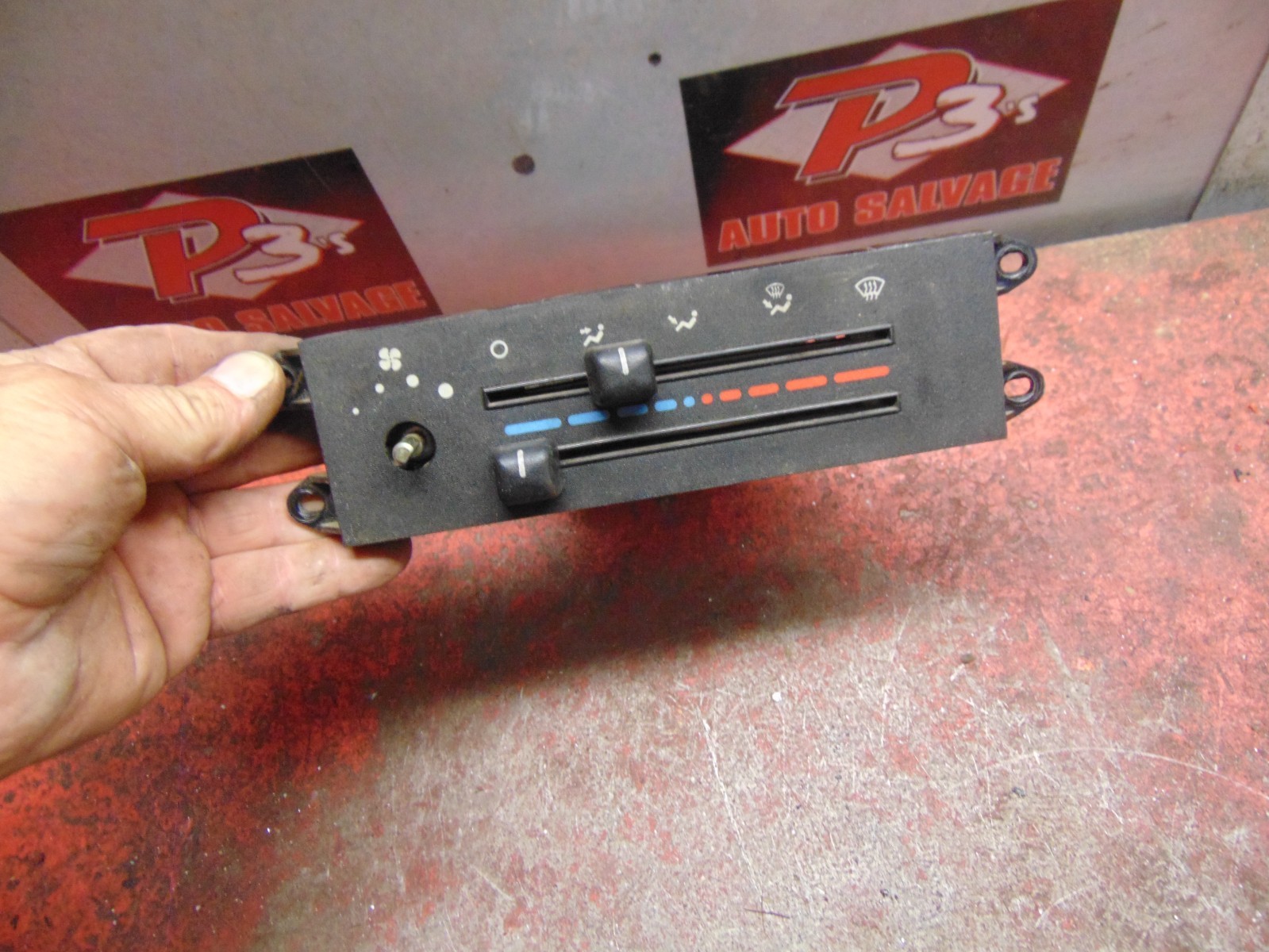 97 98 Jeep Wrangler heater temperature climate control switch unit 97 98 Jeep Wrangler heater temperature climate control switch unit