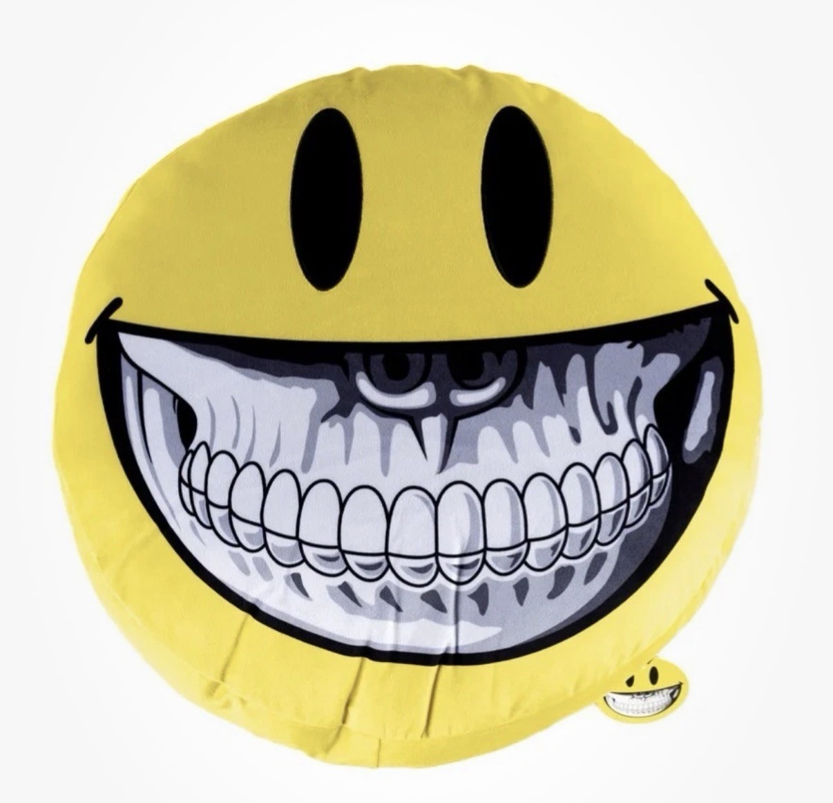 Ron English SDCC 2018 Plush Yellow Grin Propaganda pillow 17” New Sealed Ron English SDCC 2018 Plush Yellow Grin Propaganda pillow 17” New Sealed
