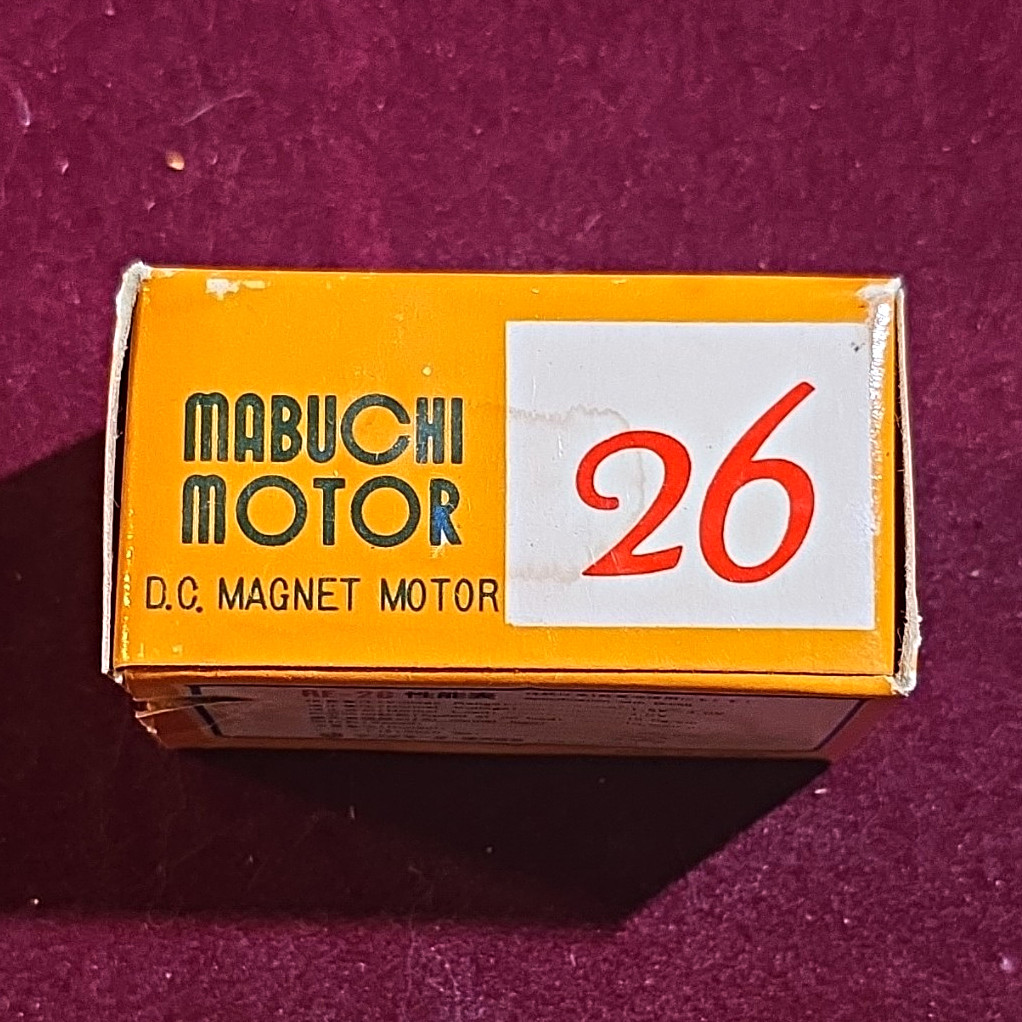 Vintage New Old Stock Mabuchi RE-26 DC Magnet Brushed Motor w/Box Instructions