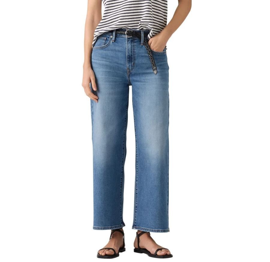 Levi\'s Women\'s High-Rise Wide Leg Jean Levi\'s Women\'s High-Rise Wide Leg Jean