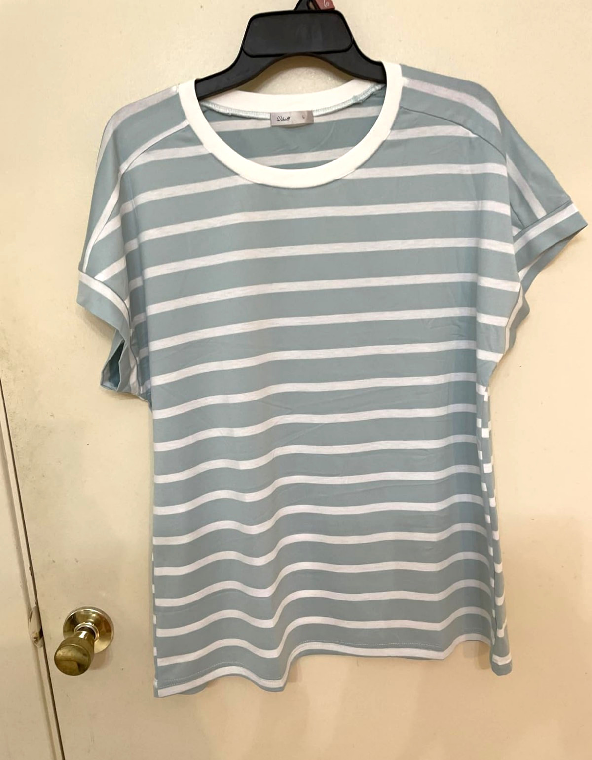 Women\'s Blue/White Striped T-Shirt Size S Short Sleeve Round Neck Pullover Women\'s Blue/White Striped T-Shirt Size S Short Sleeve Round Neck Pullover