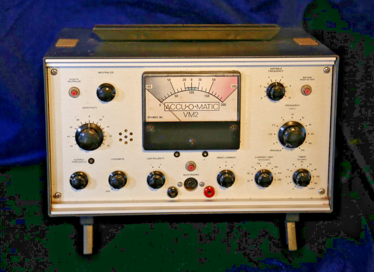 Vintage Accu-O-Matic Model VM2 lab or medical instrument.