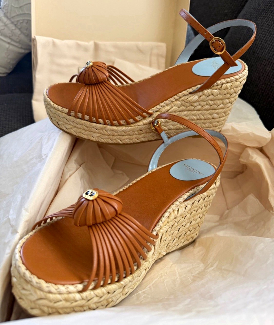 Valentino Garavani Women’s Leather Espadrille Wedge Sandals Buckle Straps 9