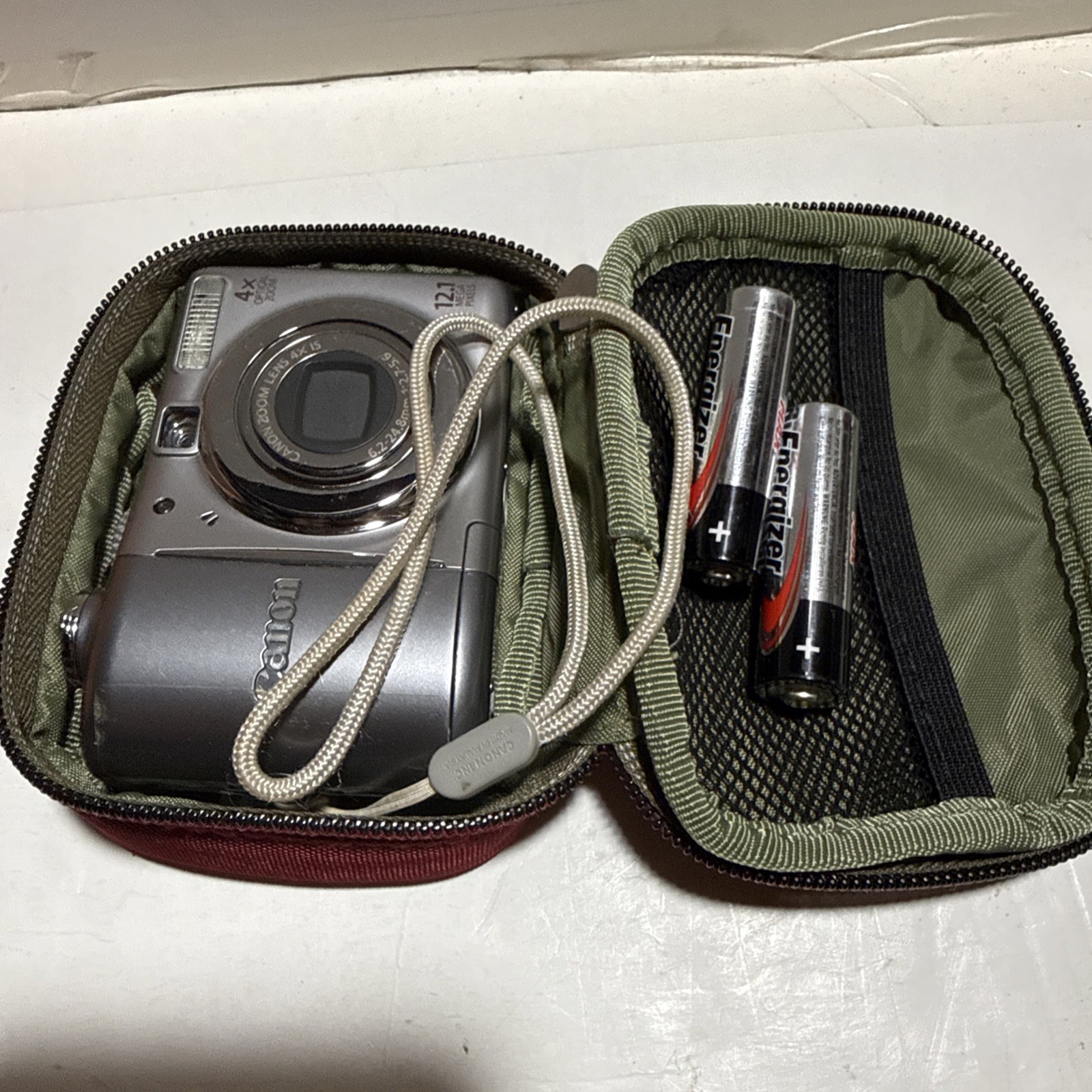 Canon PowerShot A1100 Is 12.1MP Compact Digital Camera Silver With Case TESTED