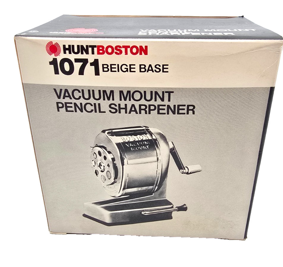 VINTAGE BOSTON 1071 VACUUM MOUNT BEIGE PENCIL SHARPENER NEW NOS VINTAGE BOSTON 1071 VACUUM MOUNT BEIGE PENCIL SHARPENER NEW NOS