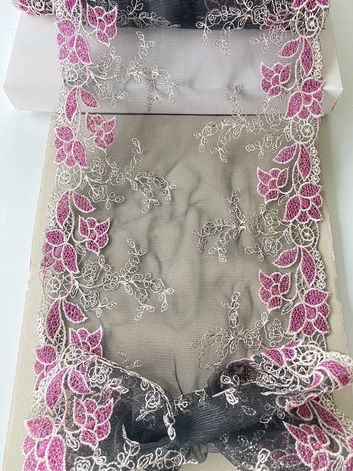 2 Yards Hot Pink Embroidery Double-edged Lace Trim/Black Base/Sewing/8.5