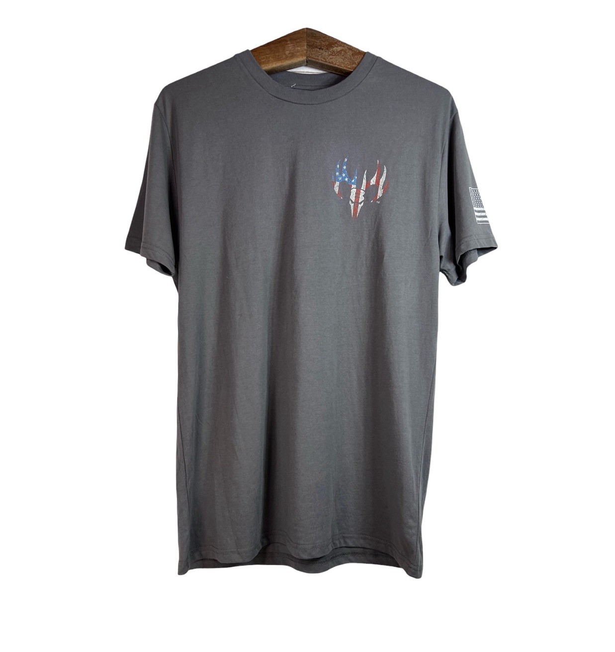 Jedco Mens Buck Wear USA Bigfoot Gray T-Shirt Size L NWT Outdoor Gorpcore Jedco Mens Buck Wear USA Bigfoot Gray T-Shirt Size L NWT Outdoor Gorpcore