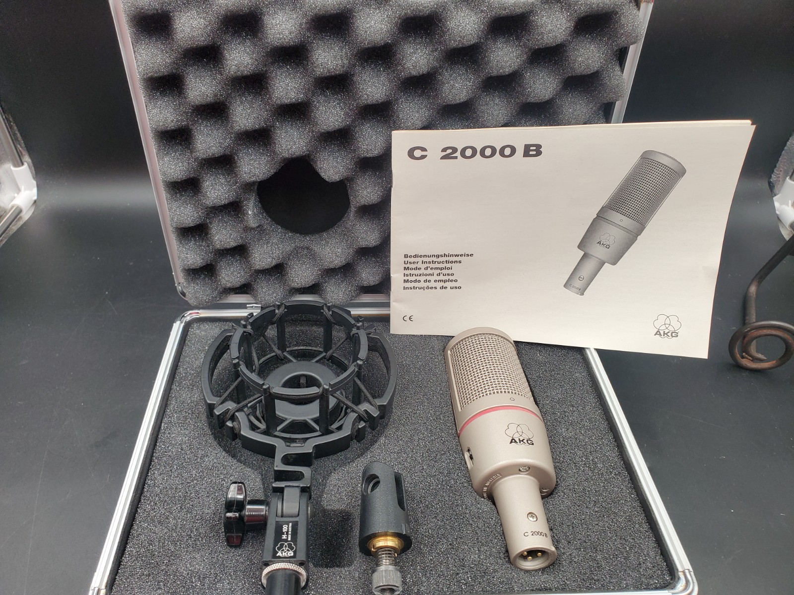 AKG C 2000 B Condenser Microphone w/ Box
