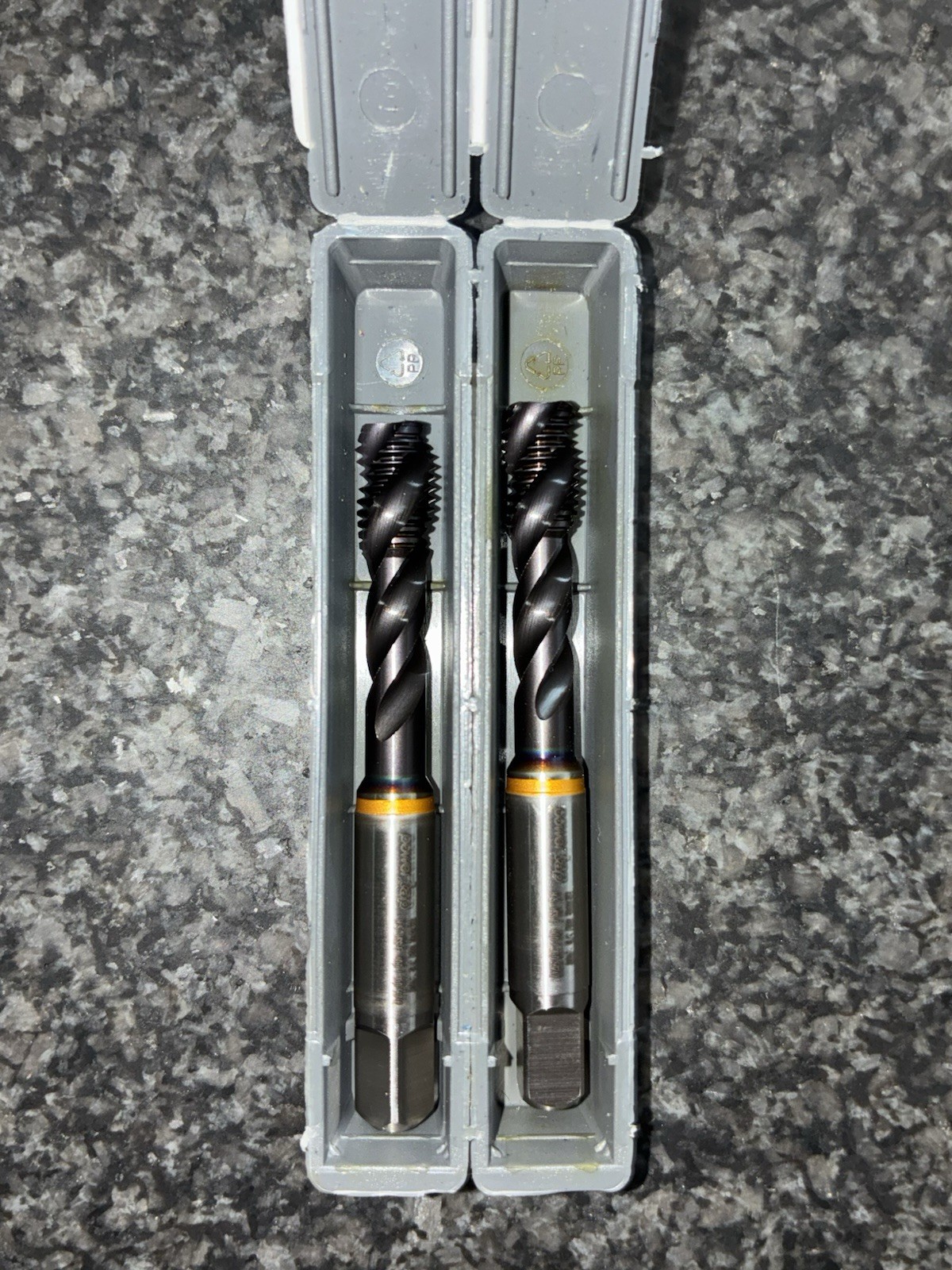 2x NEW Guhring 9048825079380 5/16-24 UNF H5 Spiral Flute Tap 4882